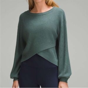 Lululemon crossover reversible cropped sweater size 8